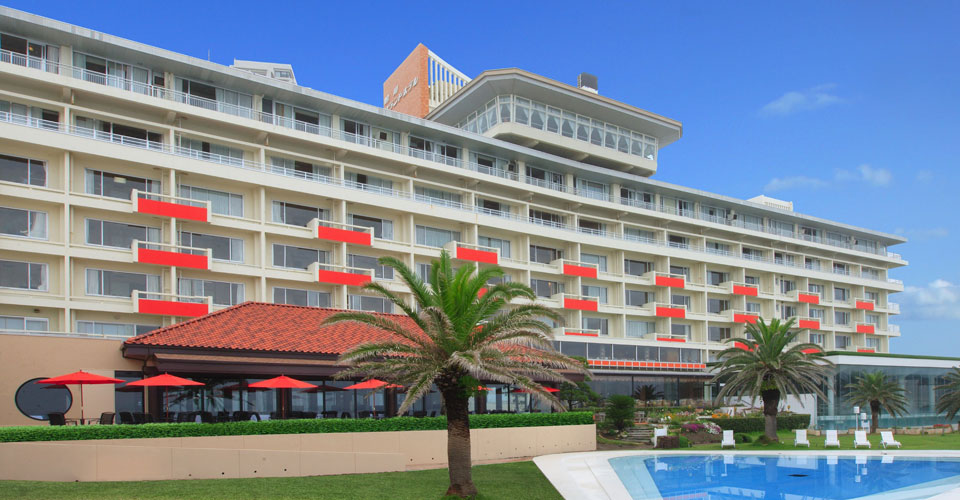 鴨川グランドホテル外観写真