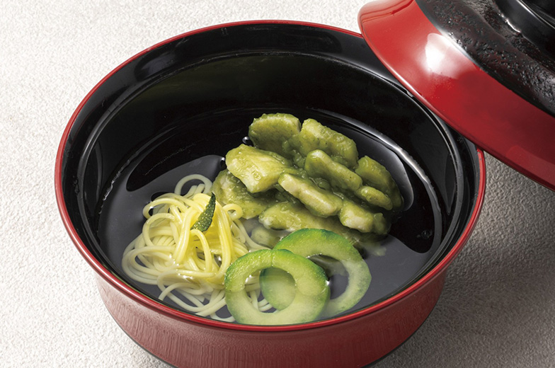 「お椀」料理のイメージ